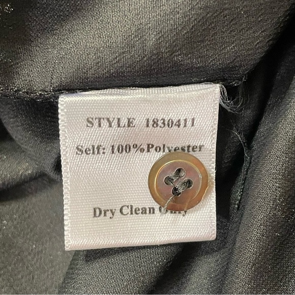 CURRENT AIR by ANTHROPOLOGIE NWOT Metallic Split Neck Blouse - Picture 4 of 4